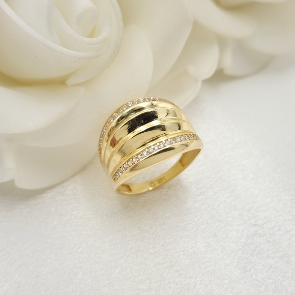 Solid 14k Gold Big Dome Ring - Cubic Zirconia Ring - Picture 6 of 6